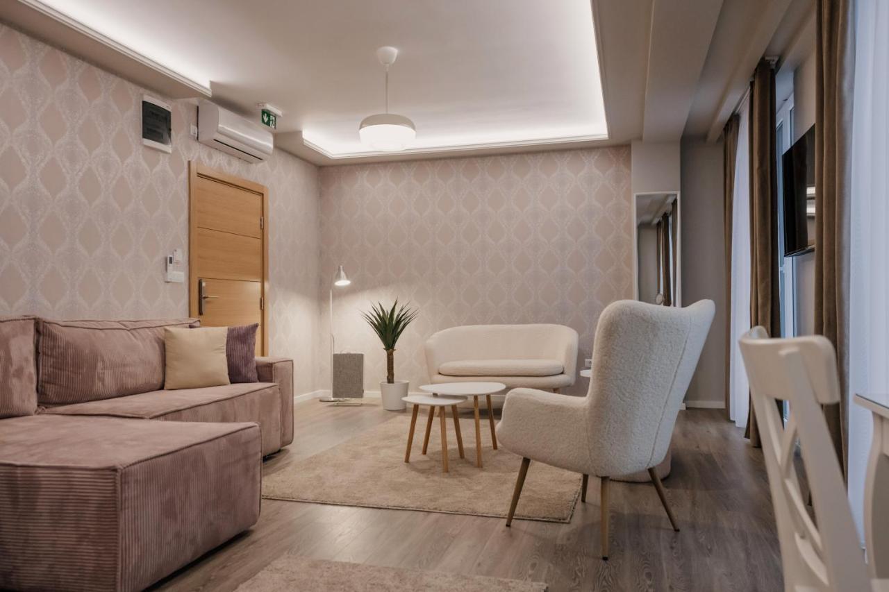 Hotel Beli Dvor Čačak Eksteriør bilde