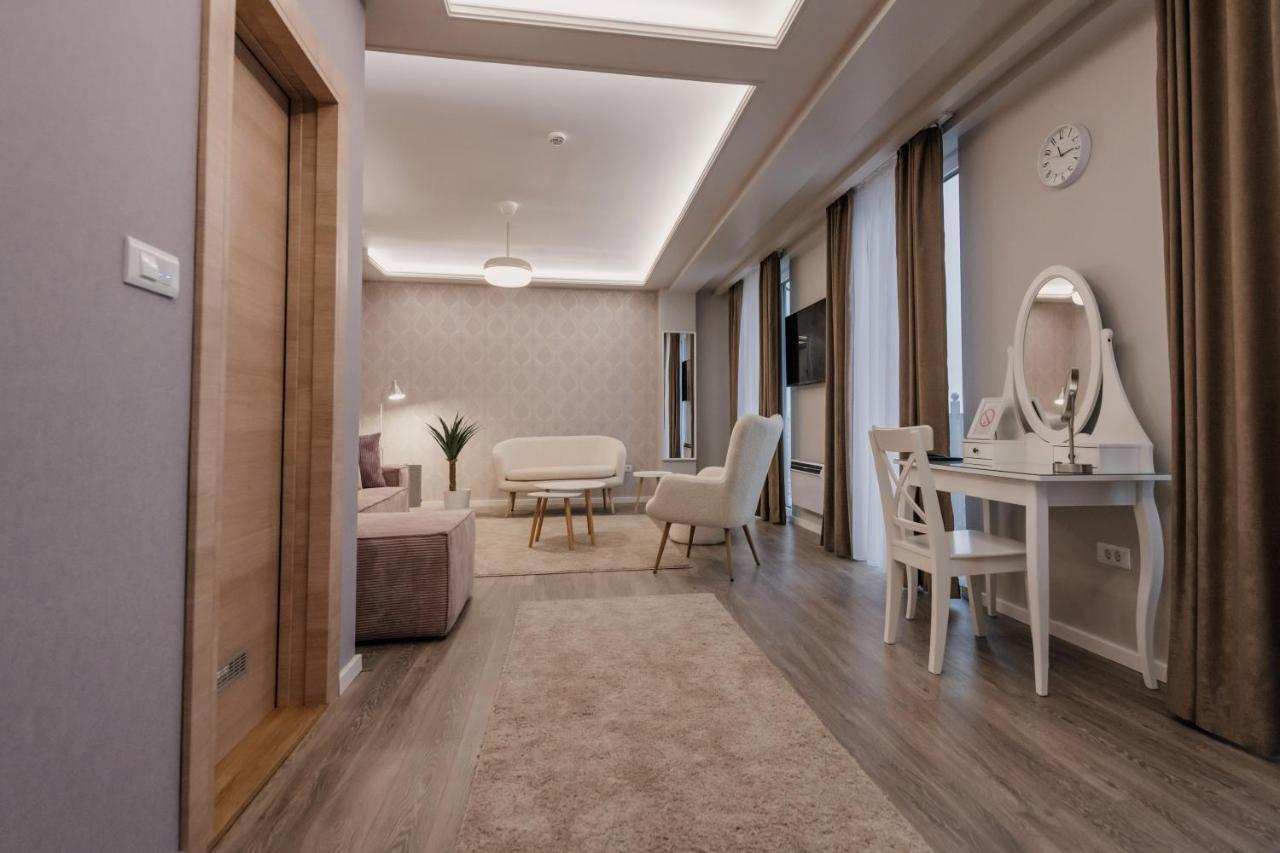 Hotel Beli Dvor Čačak Eksteriør bilde