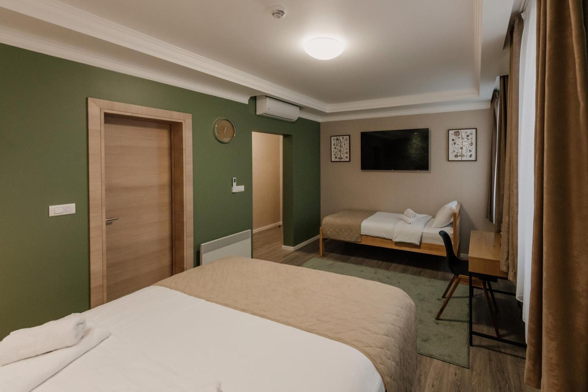 Hotel Beli Dvor Čačak Eksteriør bilde